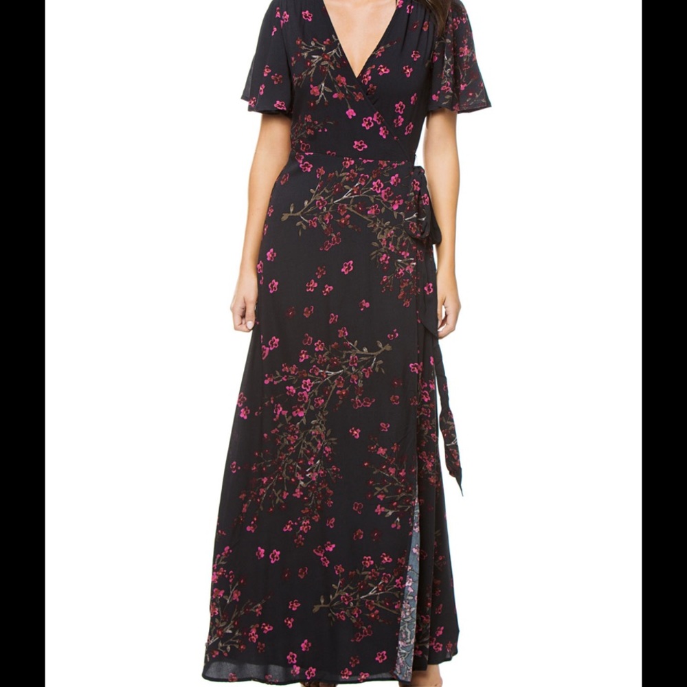Lovestitch floral wrap dress. Size Medium.